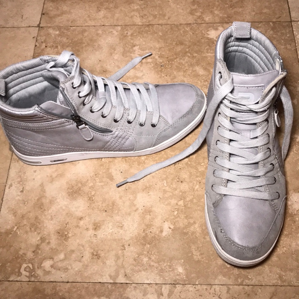 High top zip sneakers Kenneth Cole 10.5